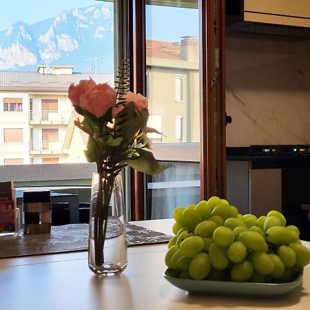 Casa Lariana Lejlighed Lecco Eksteriør billede