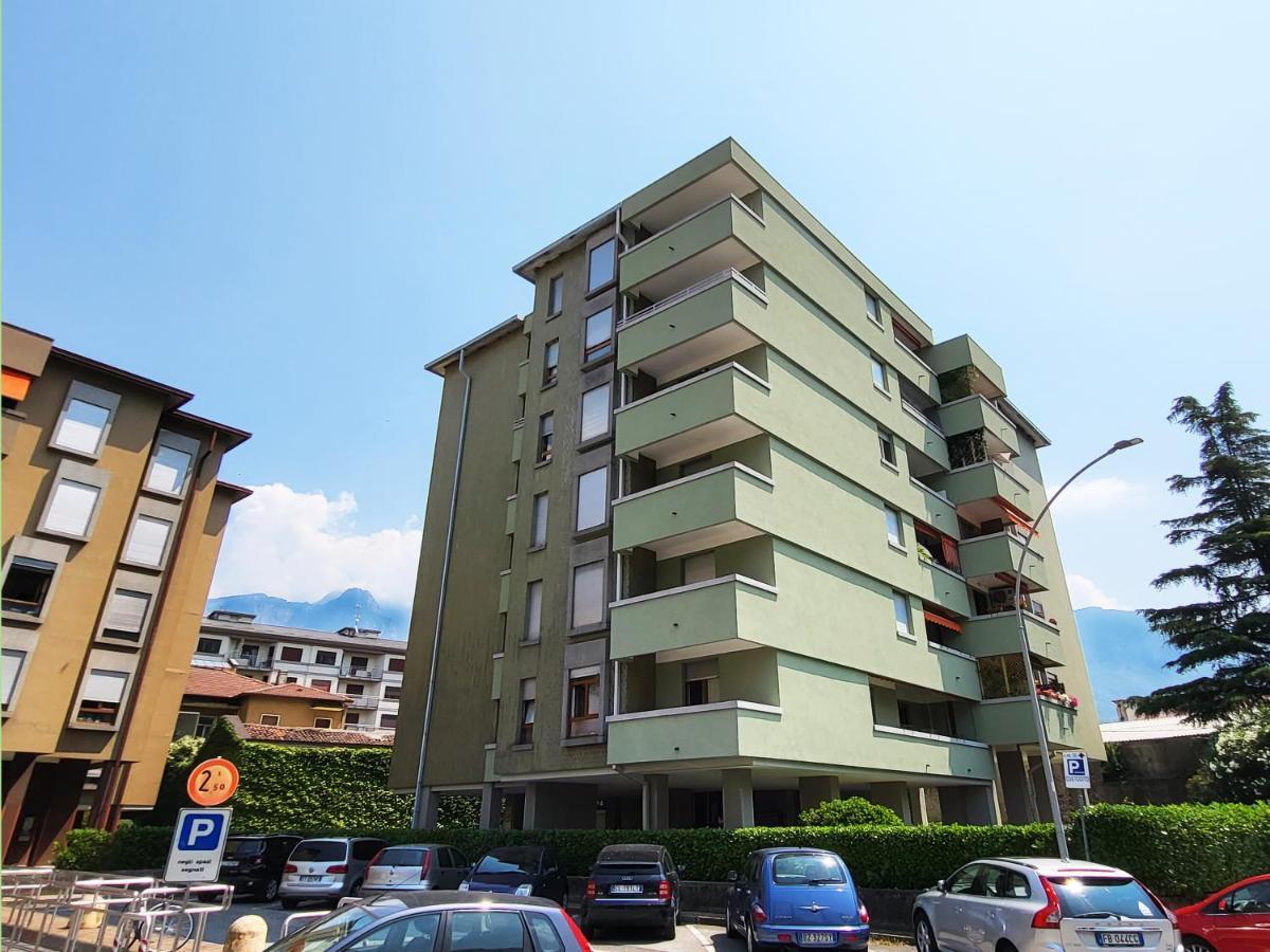 Casa Lariana Lejlighed Lecco Eksteriør billede